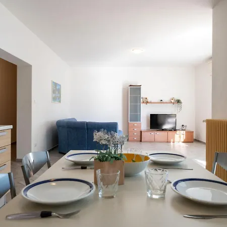 Letizia-8 By Interhome * Ossuccio
